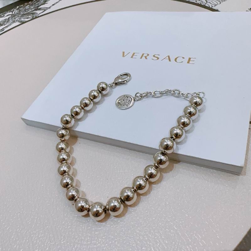 Versace bracelet lyx318